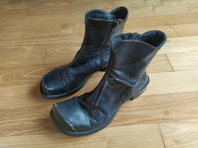 EVERYBODY By EZ Moda Womens 37 Black Leather Booties Heels Ankle Boots
