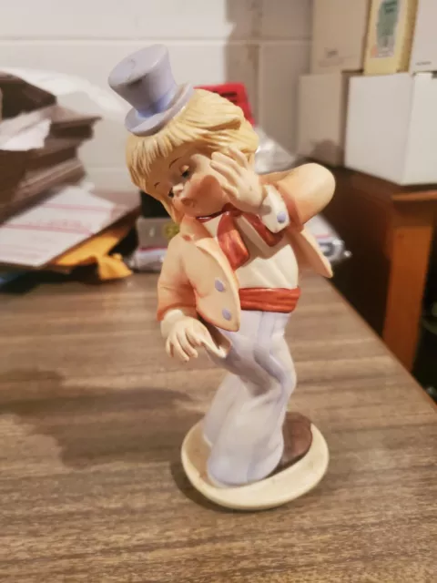 GOEBEL #0574 1986 Limited edition "OOPS" clown figurine