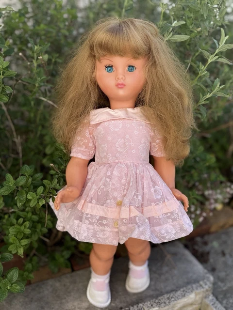 Poupée Nines D'Onil 30 Cm - Mia ARTICULÉE - Mia Avec Des Cheveux Raides Roses Sans Vetements