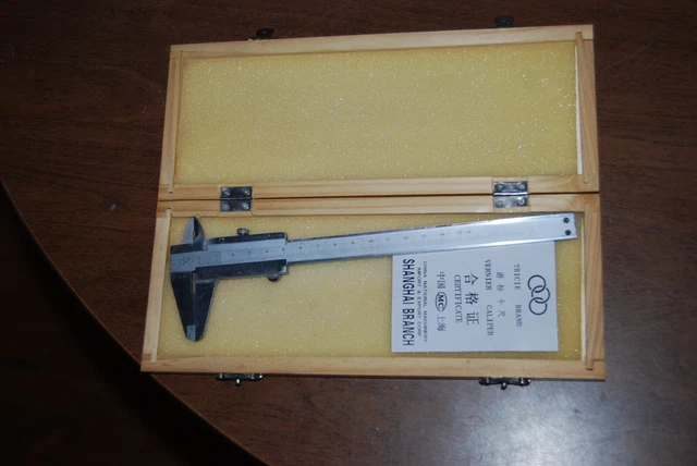 0-150mm Vernier Caliper - Tricle Brand Shaghai in wood case
