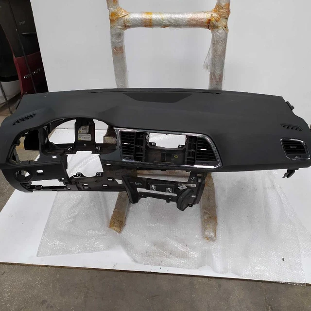 tableau de bord SEAT ATECA (KH7) 1.6 TDI 2016 14452