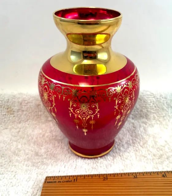 VTG Murano Venetian Ruby Red Glass Vase 24K Gold Trim 5"T Nice