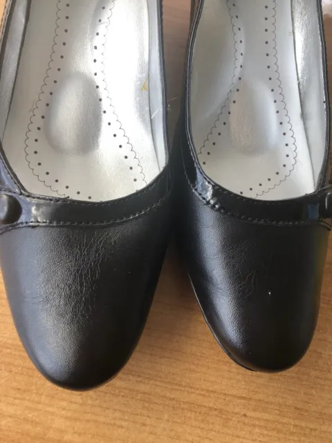 Homy Ped Comfort Classic Black Court Heel Shoes  Size 6.5