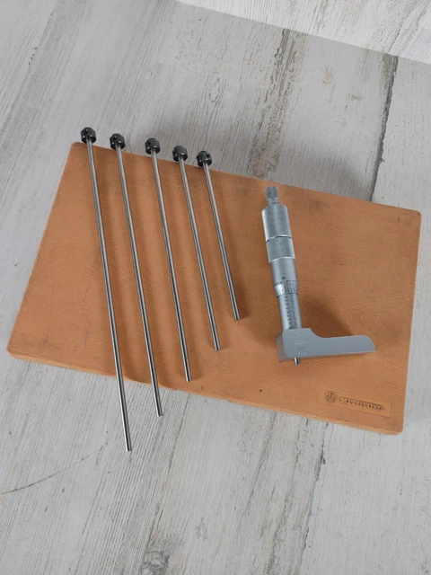Machinist Tools Mitutoyo Depth Micrometer Set, Half Base, DMC 2.4-6" No. 129-332 Machinist Tools Mitutoyo Depth Micrometer Set, Half Base, DMC 2.4-6" No. 129-332