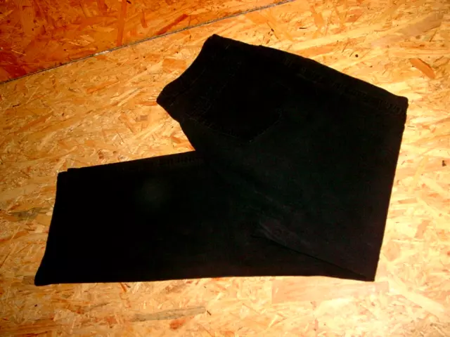 Tolle Stretchjeans/Jeans v. ROSNER Gr.40/L30 schwarz ansehen