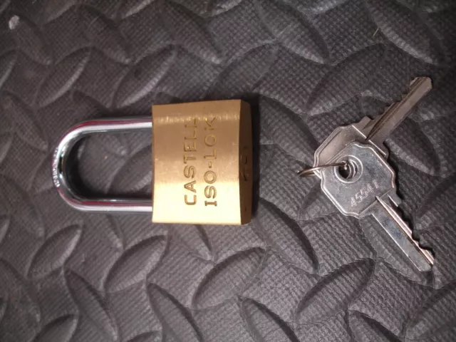 Castell High Quality Brass padlock 40mm with 2 keys