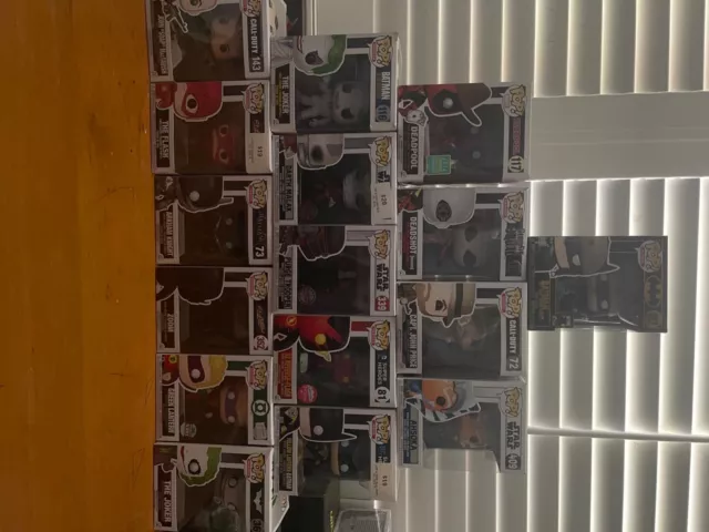 Assortment of DC, Marvel, Star Wars and Call of Duty Funko Pops(see Description)