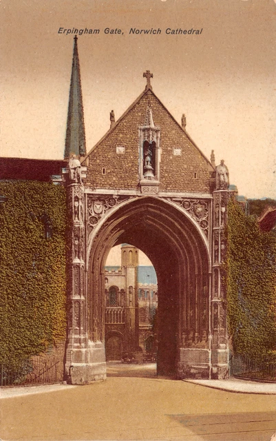 R263900 Norwich Cathedral. Erpingham Gate. Postcard