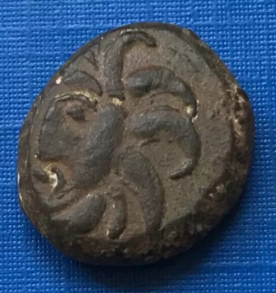Celtic Gaul  uncertain bronze unit - L851