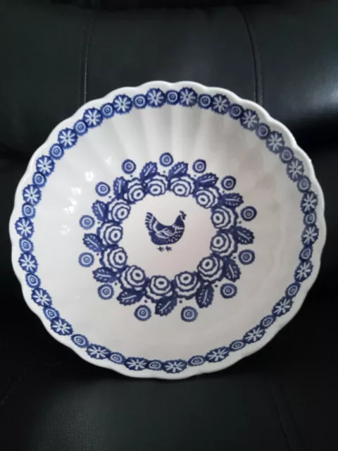 Emma Bridgewater Spongeware*Blue Hen* Fluted Fruit Bowl (Farmhouse Blue & White)