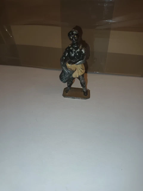 H.R. ARPENTEUR PLOMB CREUX / antique toy soldier jouet ancien H.R. ARPENTEUR PLOMB CREUX / antique toy soldier jouet ancien