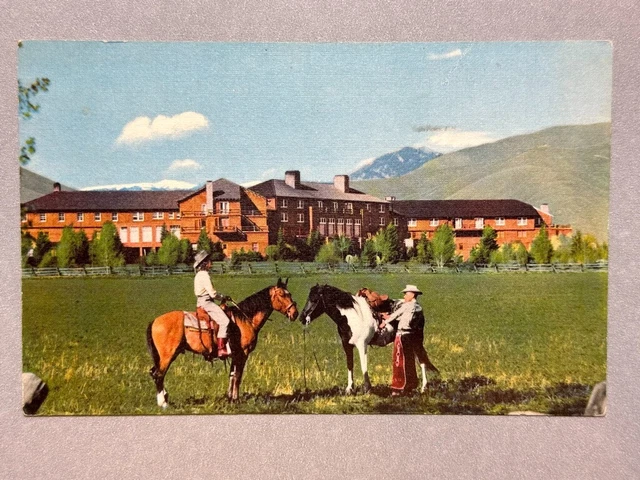 Vintage UNION PACIFIC RAILROAD Advertising SUN VALLEY Lodge IDAHO Horse Postcard