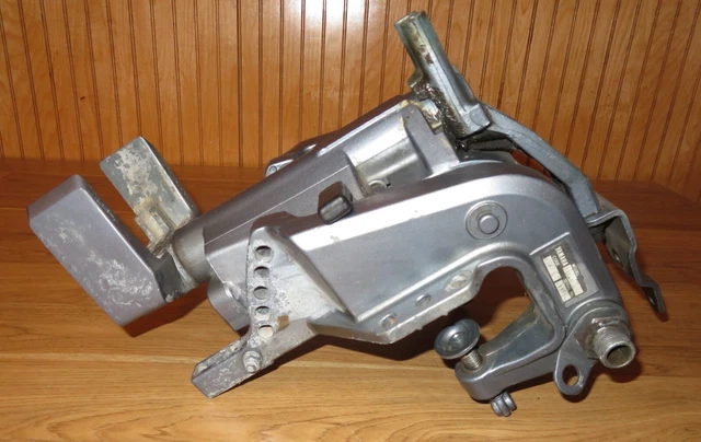30 40 hp Yamaha Outboard Steering Arm Stern & Swivel Brackets 6J8-W4331-02-EK