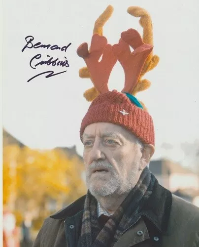 Bernard Cribbins In Person signed 10" x 8" photo - Doctor Who - BA741