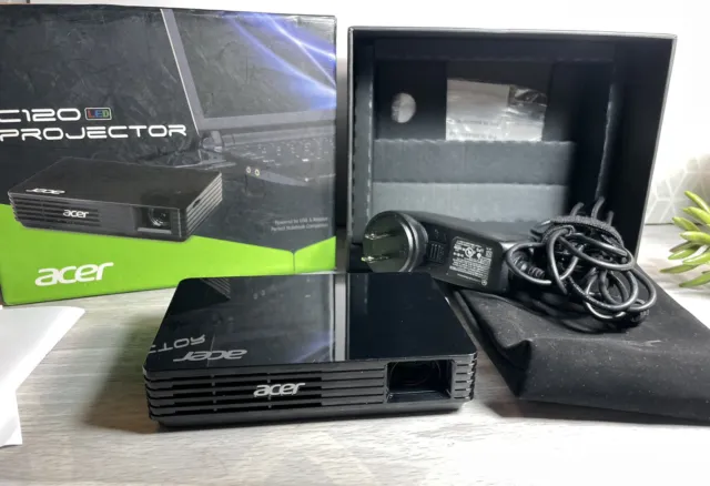 Acer C120 LED WVGA Projector (CWV1109) Tested Complete In Box