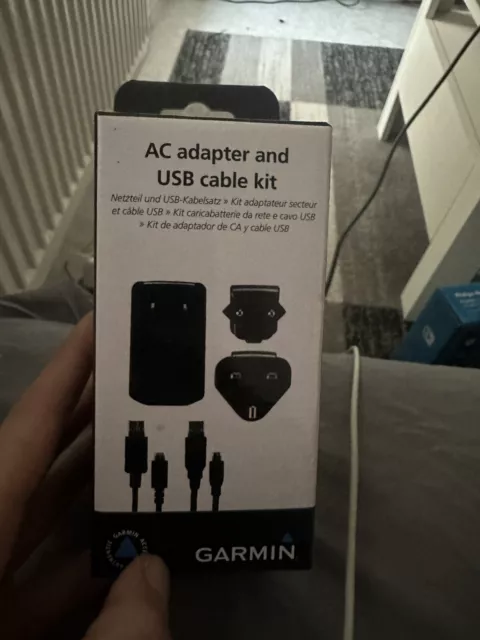 AC Adapter und USB Kabel Set GARMIN, neu