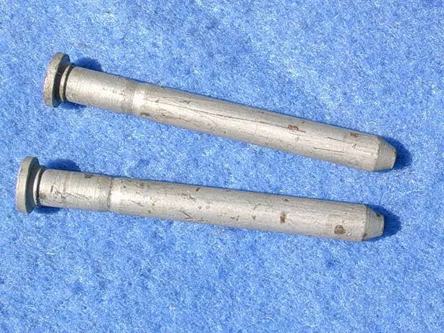 Seeburg 101 161 201 220 222 AQ AY DS & all later models Chassis Lock Pin #480530