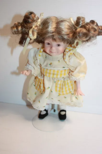 The Ashton Drake Galleries Sunshine & Lollipops Porcelain Doll 17cm 7 in i35