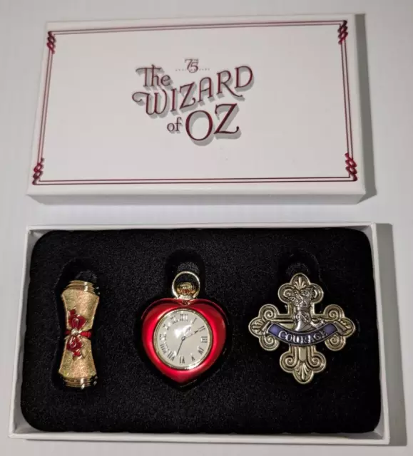 The Wizard of Oz Boxed 75th Anniversary Courage Heart Diploma Brooch Pin Set