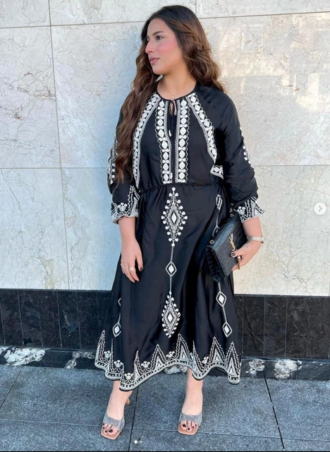 Zara Black Embroidered Midi Dress ZARA 129 ZW COLLECTION BLACK