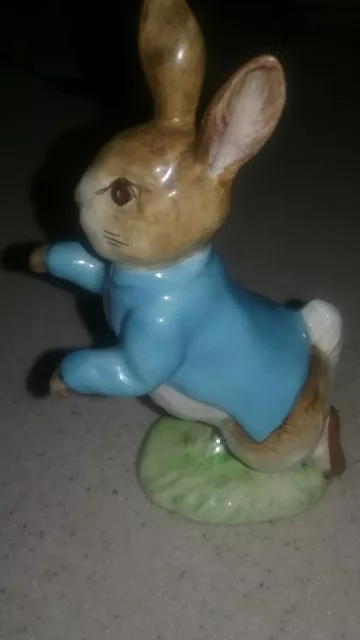 Beatrix Potter Beswick Peter Rabbit Figurine P1098 Gold Oval BP-2A BP2A BP 2A