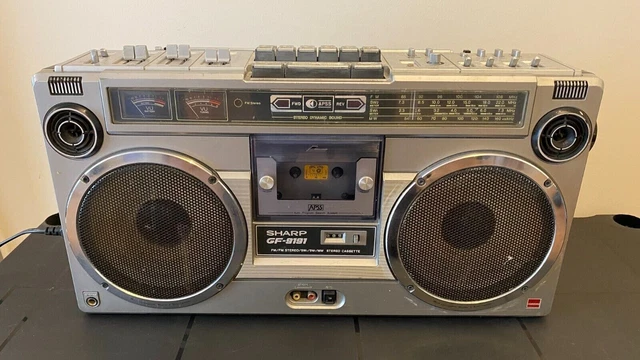 SHARP GF-9191 VINTAGE Classic Boombox / Ghetto Blaster tape does not ...