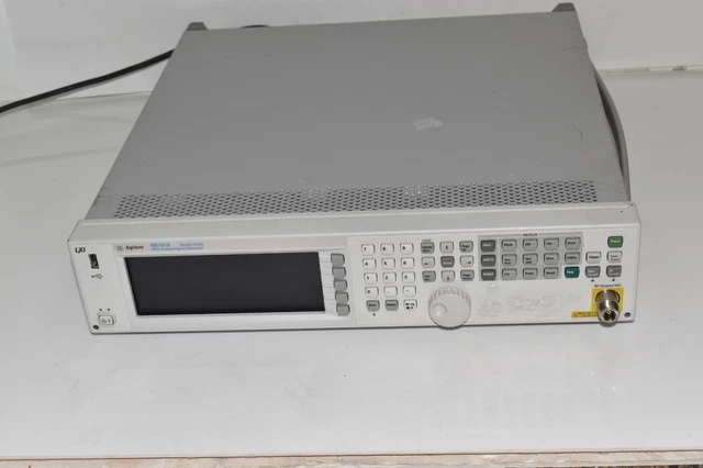 ^^ AGILENT N5181A Mxg RF Analogico Generatore di Segnale (AWQ57)