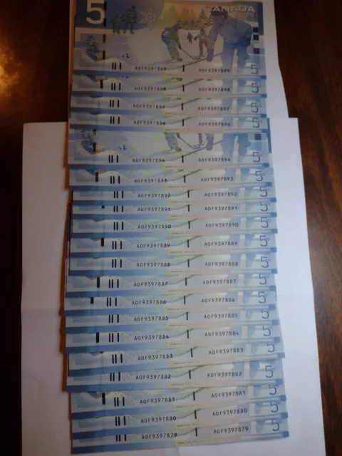 lot 20 billets canada $5 séquence 16+4 missing one