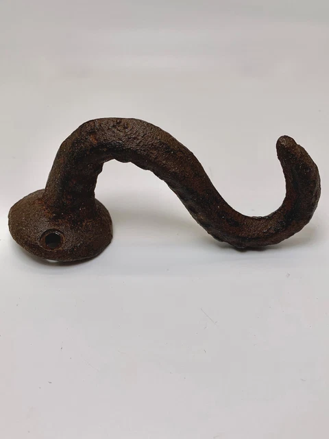 Octopus Tentacle Wall Hook Cast Iron Coat Towel Hanger Nautical Beach Decor
