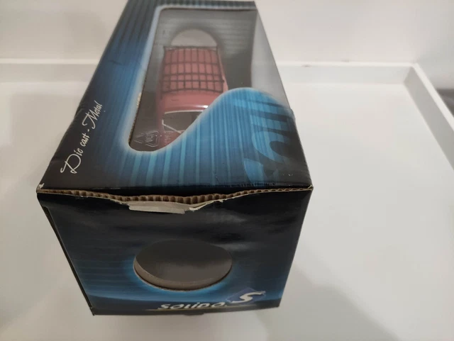 SOLIDO Renault Juva 4 utilitaire Antar rouge - Echelle 1/18 - Réf 8424 2
