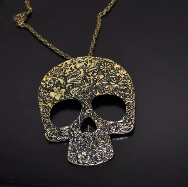 Tête de Mort Chaîne Pendentif Collier Crâne Punk Gothique Fleur Vrille