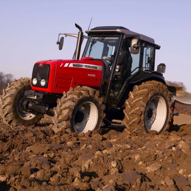 MF Massey Ferguson Tractor Workshop Manuals 4400 Series