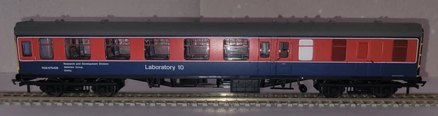 Br Rtc Lab Car HORNBY R40009 MK1 BSO Coach Laboratory 10 RDB 975428 in BR RTC blue and ...