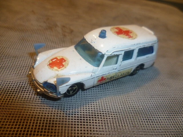 Majorette Citroën DS21 Ambulance – Série Or, échelle 1/60, Blister Scellé, Fabrication Française