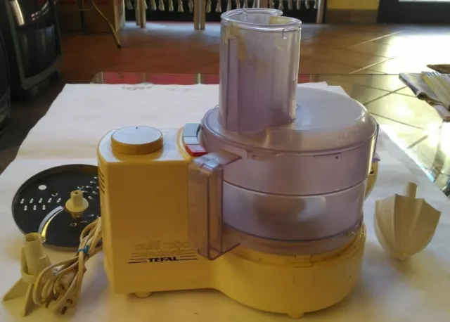 robot multi eletronic cucina frullatore grattugia spremi agrumi frantoio ciotola