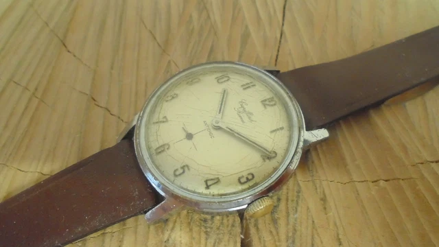 Montre Plongée Vintage James – Mécanique Manuelle, Boîtier Chromé Avec Date – Homme, Restaurée
