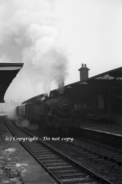 BLACK & WHITE MONO STEAM RAILWAY NEGATIVE - 42138 A Porter