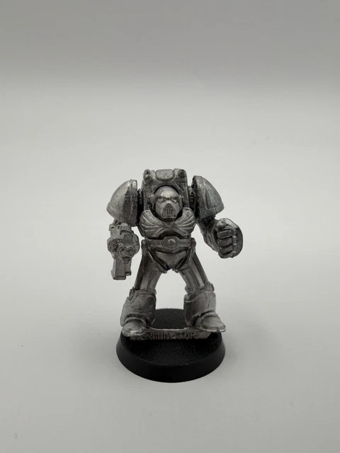 Figurine Warhammer 40k – Adeptus Mechanicus Power Axe – Rogue Trader 1988 – Bob Olley – Citadel