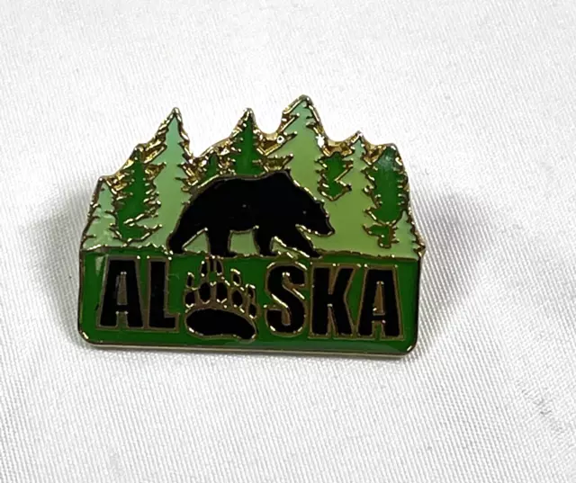 Alaska State Forest Black Bear Enamel Lapel Hat Pin Vintage