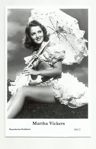 (Bx29) Martha Vickers Swiftsure Photo Postcard (185/2) Filmstar Pin Up Glamor