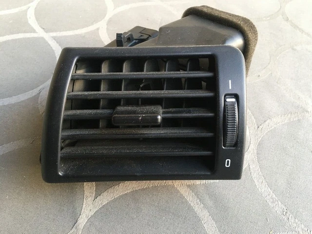 Grille D'aération Ventilation Gauche BMW Série 3 E46 – Réf. Originale 8361897 – Occasion