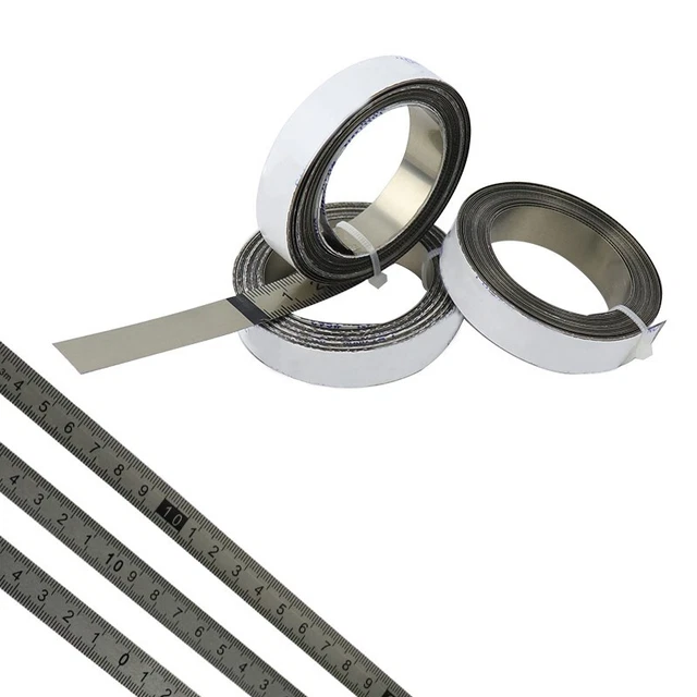 Règle De Mesure De 14 Cm. Règle Métrique De 14 Centimètres De Couleur Bleue Et Noire Image367658072