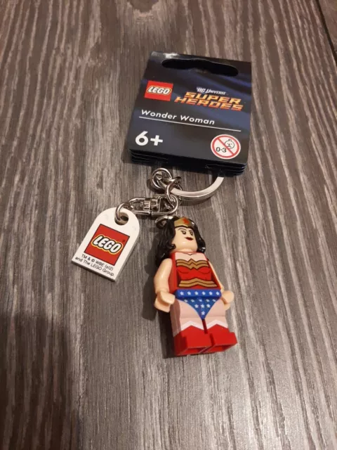 Lego wonder outlet woman keyring