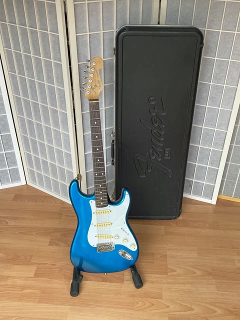 FENDER Stratocaster Japon Guitare Électrique I021928 Env. 1989/1990 I Série