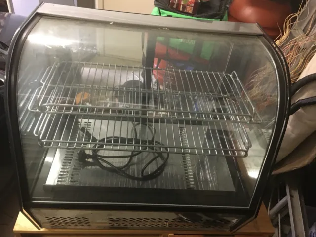 Counter Top Display fridge 100 Lt
