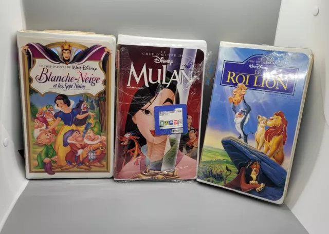 French Disney Clamshell VHS Tape Lot Of 3 Lion King Mulan Snow White Tested