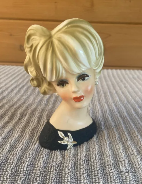 Vintage Napcoware Lady Head Vase Planter Blonde Pearls Red Lips 4.5 Inch Tall