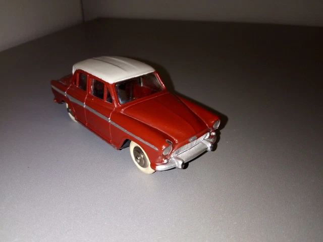 Dinky Toys 544 Simca Aronde/ Dinky Retro Collection