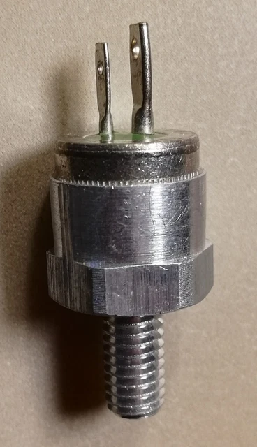 10x ST TLC336B Triac – 3A / 600V, New Old Stock Für Leistungselektronik