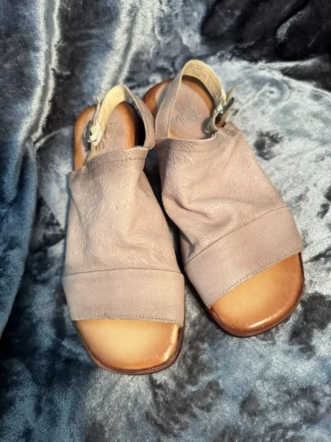 Miz Mooz Sandals. Euro Size 40. US Size 9.5.